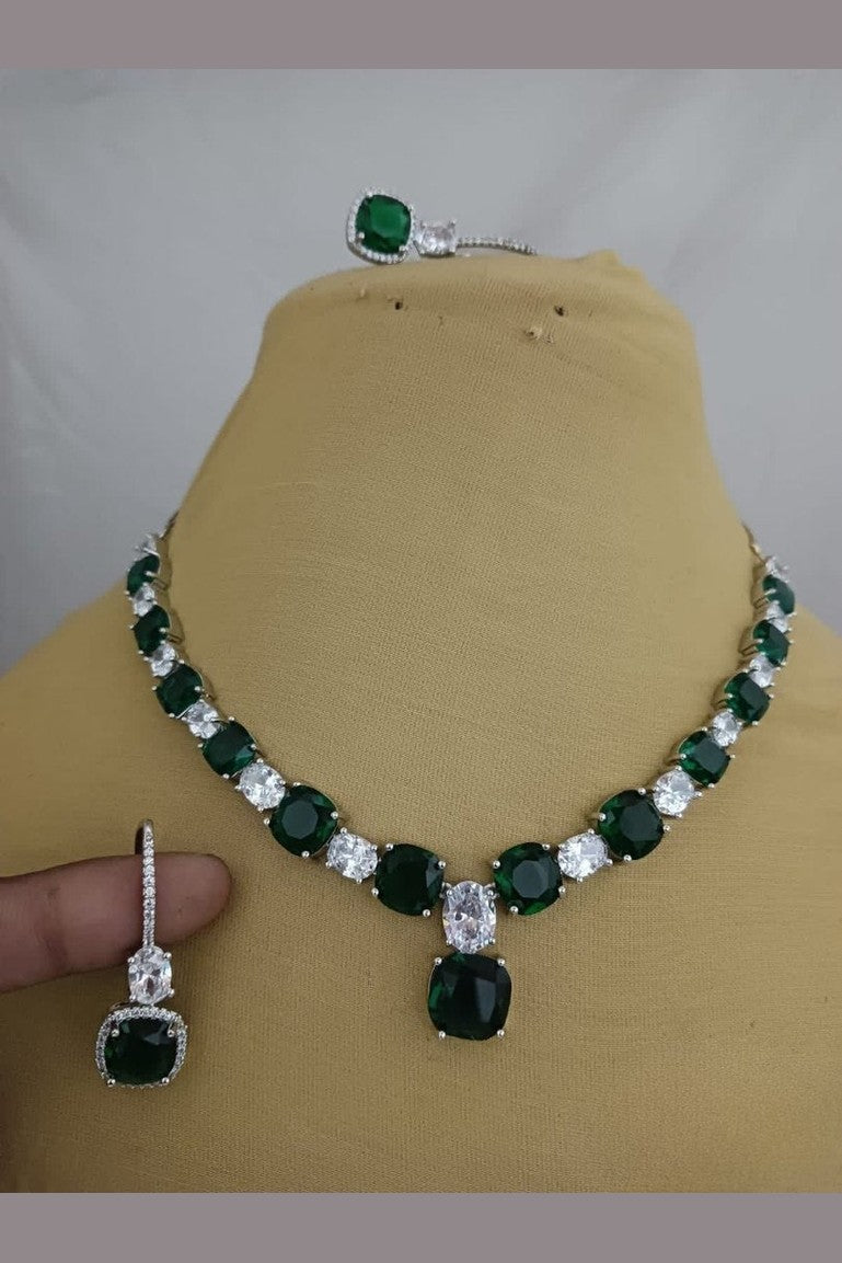 Shayla Necklace