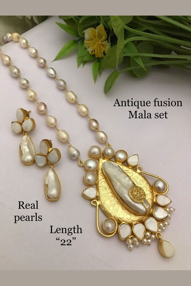 Eshanaya Real pearl Set