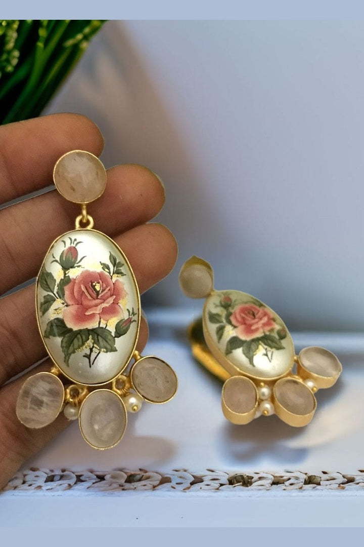 Rosy real pearl earrings