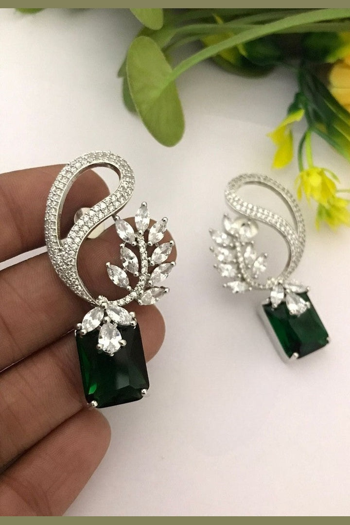 Safia diamond look earry