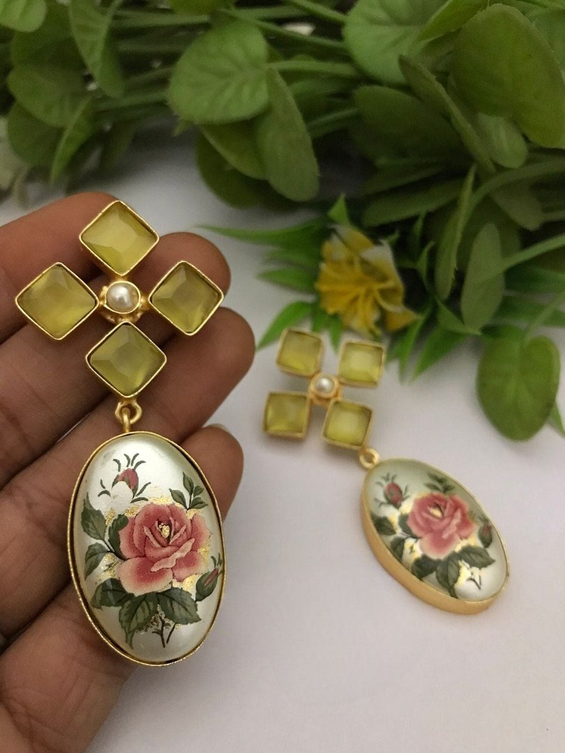 Akshi japnese real pearl earrings