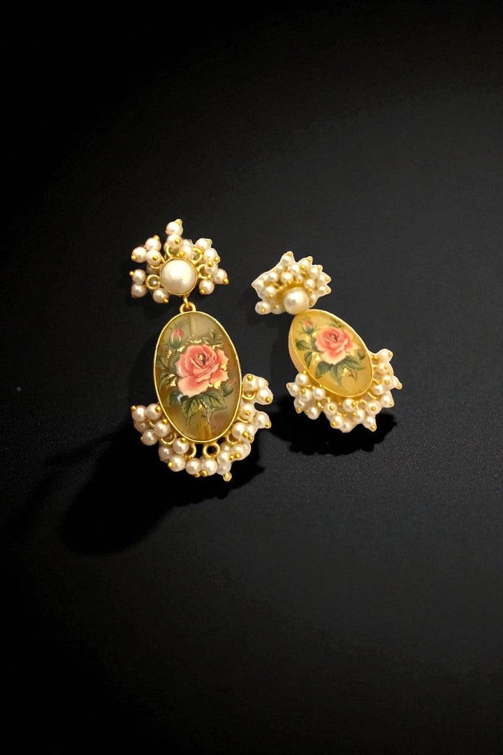 Azalea real pearl earrings