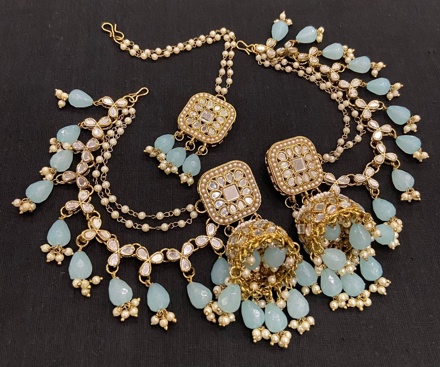 Vidhi earrings