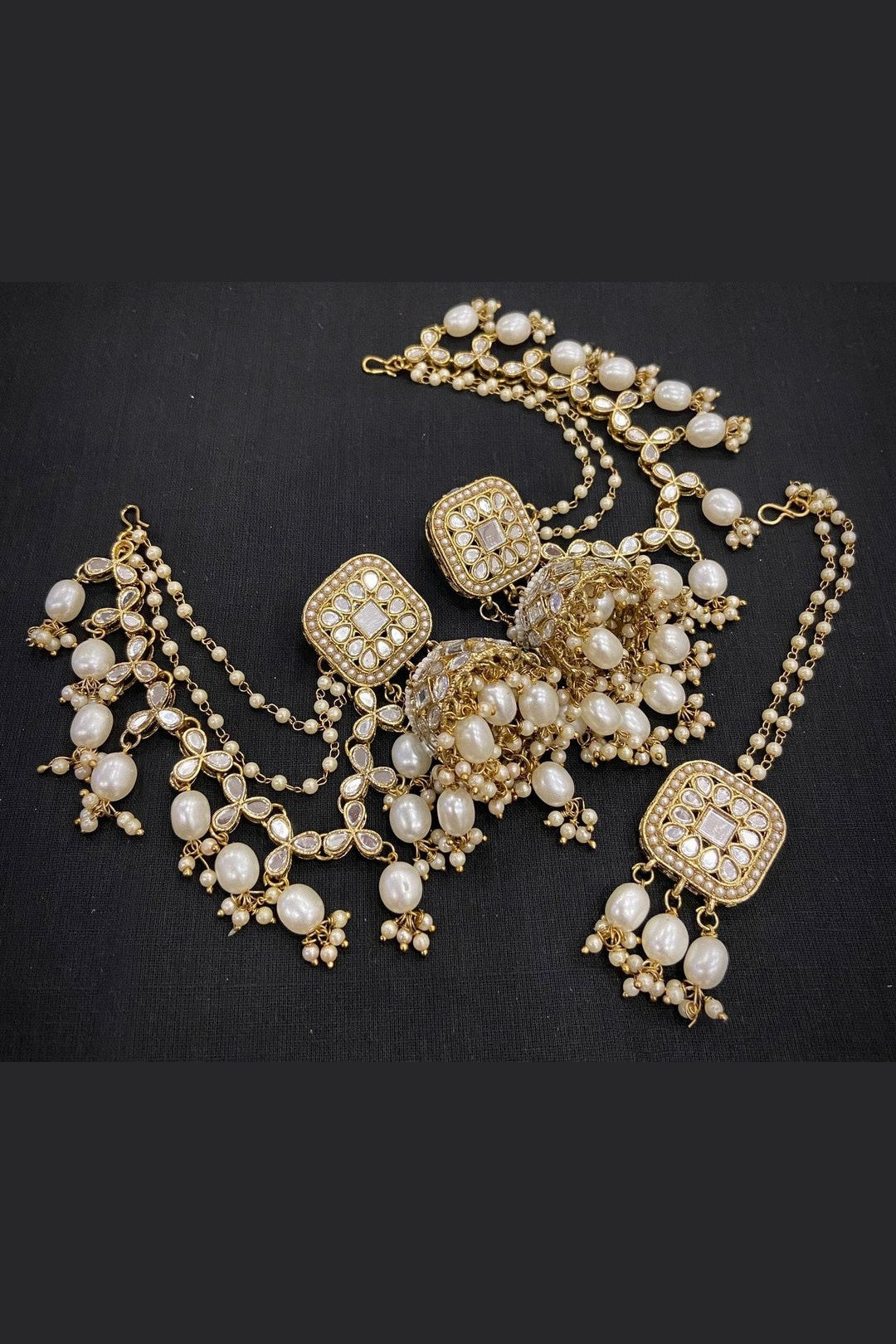 Vidhi Earrings