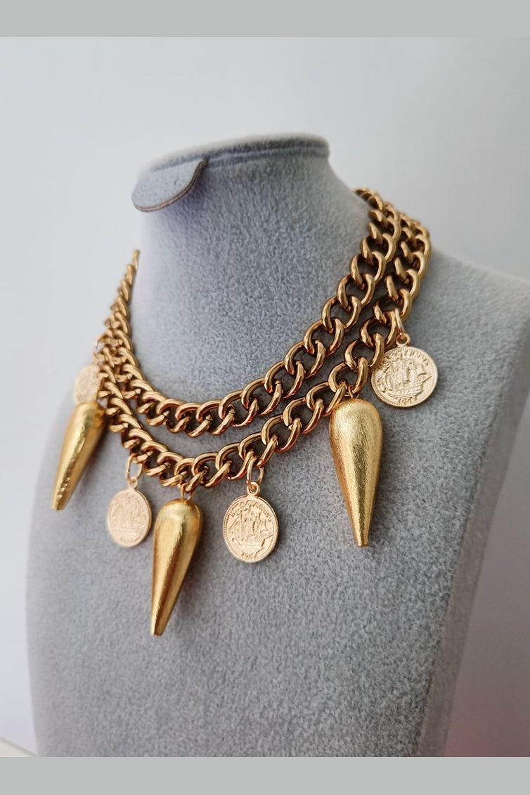 Alveena necklace with coin charms