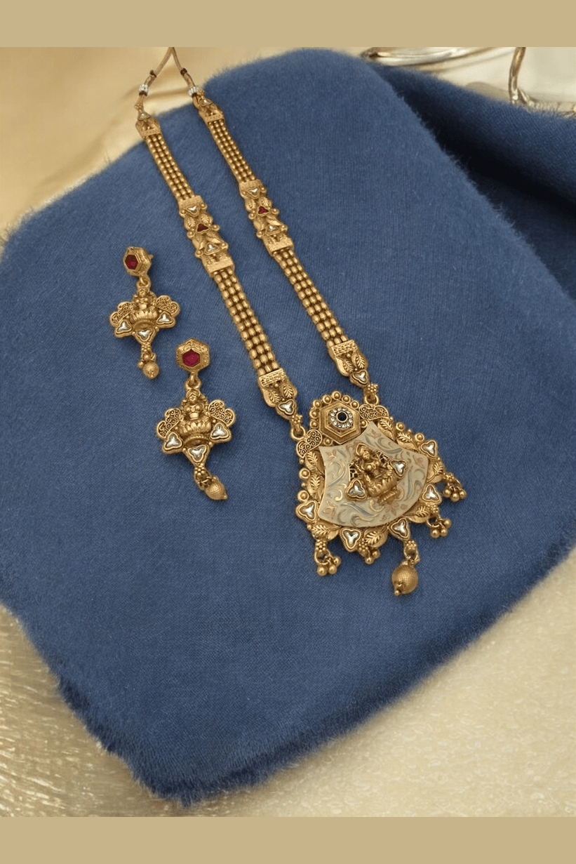 Lakshmi polki kundan gold look set