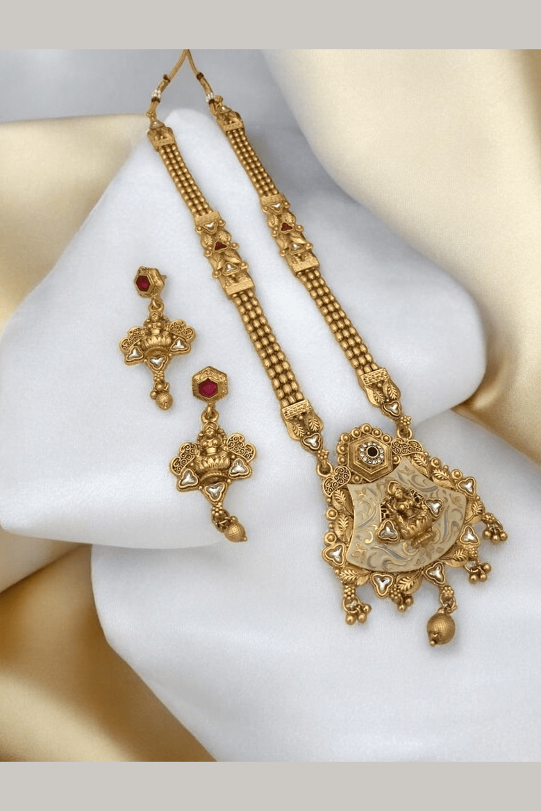 Lakshmi polki kundan gold look set