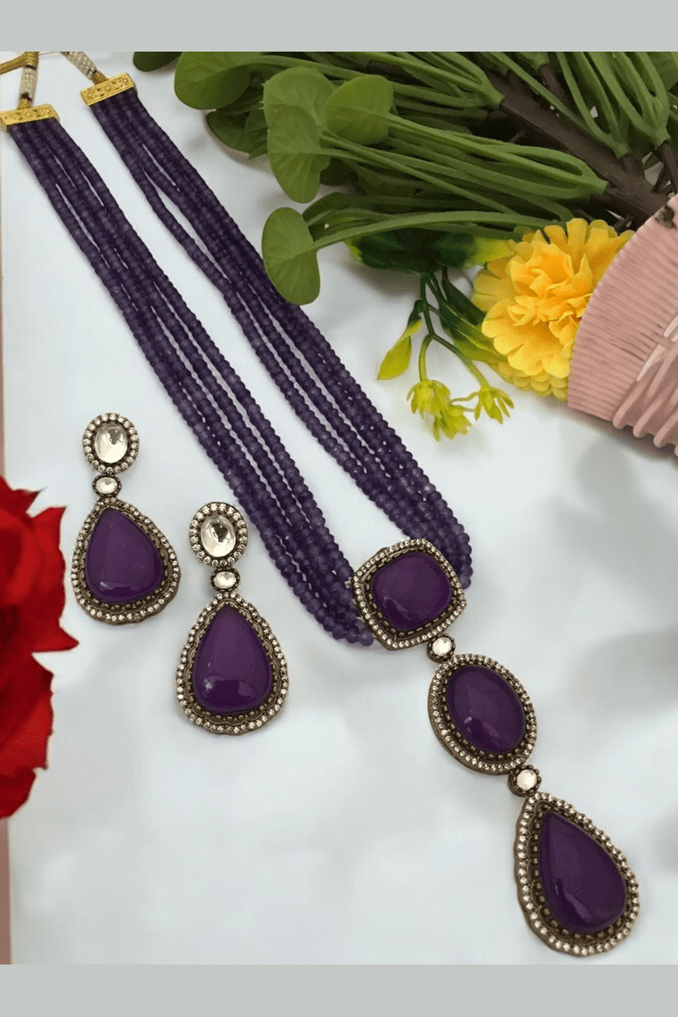 Rishika kundan set