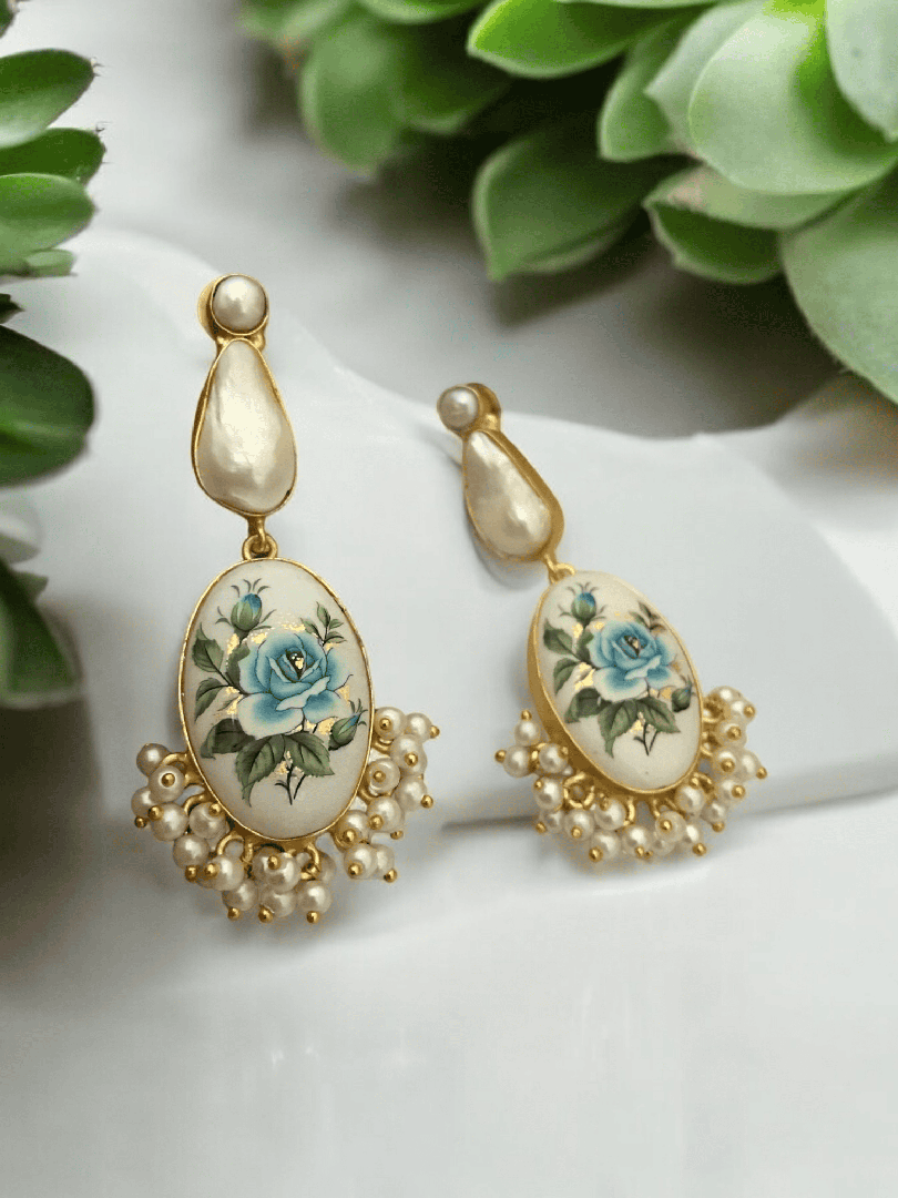 Afea real pearl earrings