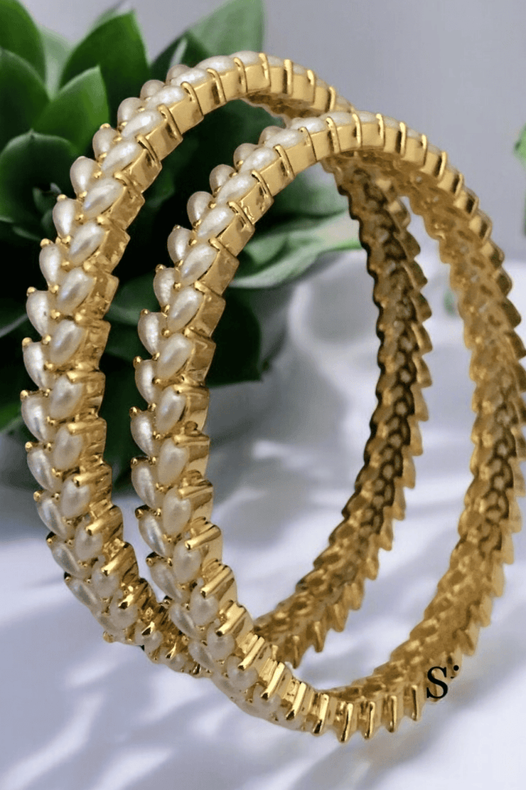 Aashrita real pearl bangles
