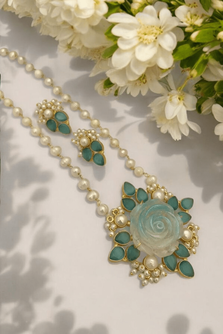 Rishika real pearl set