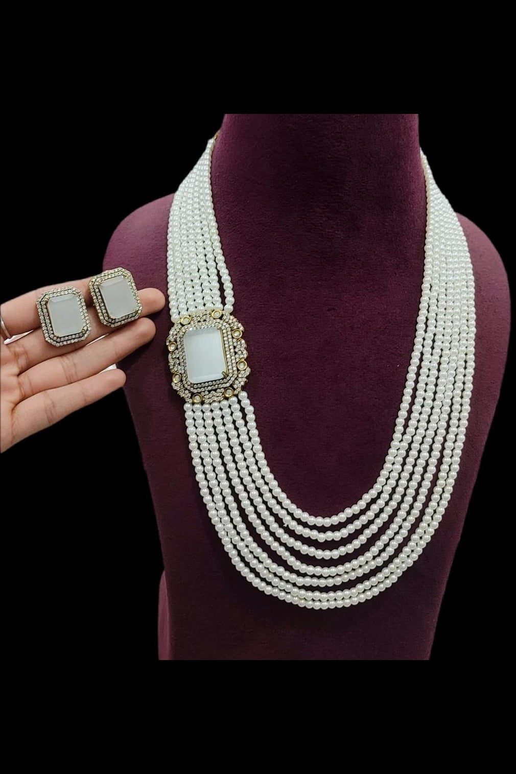Sarika designer set