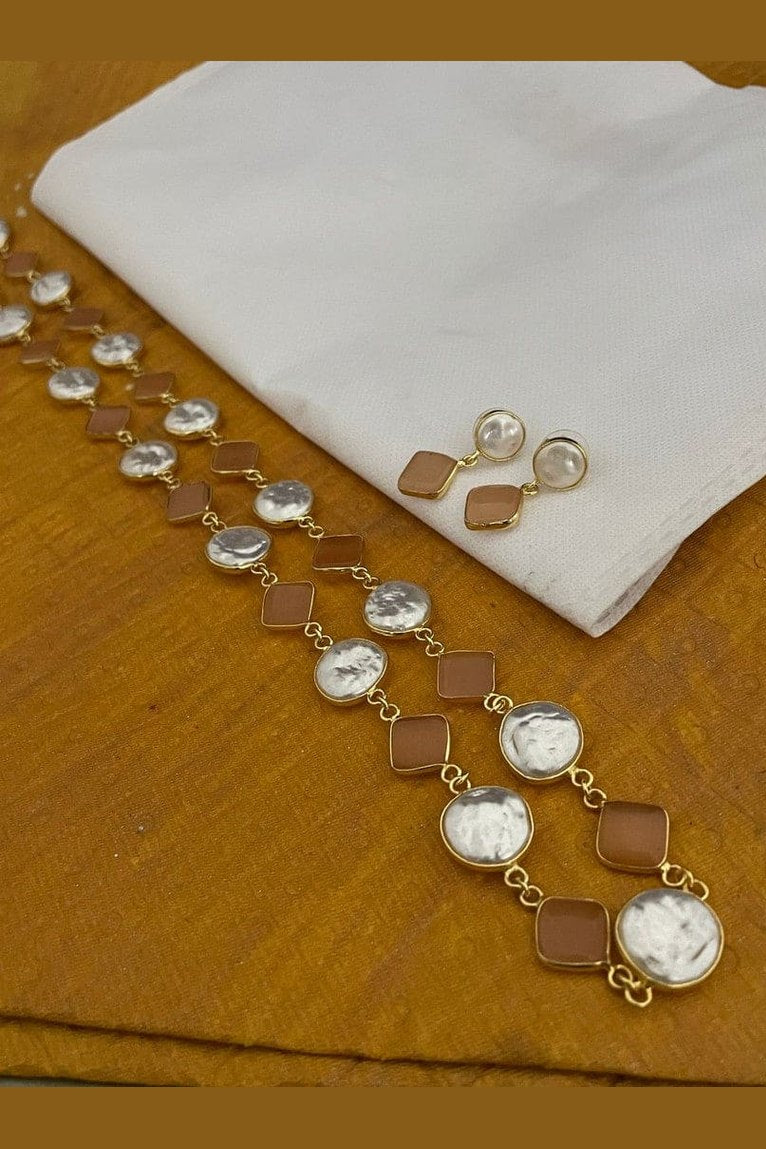 Yashodhra baroque pearl mala set
