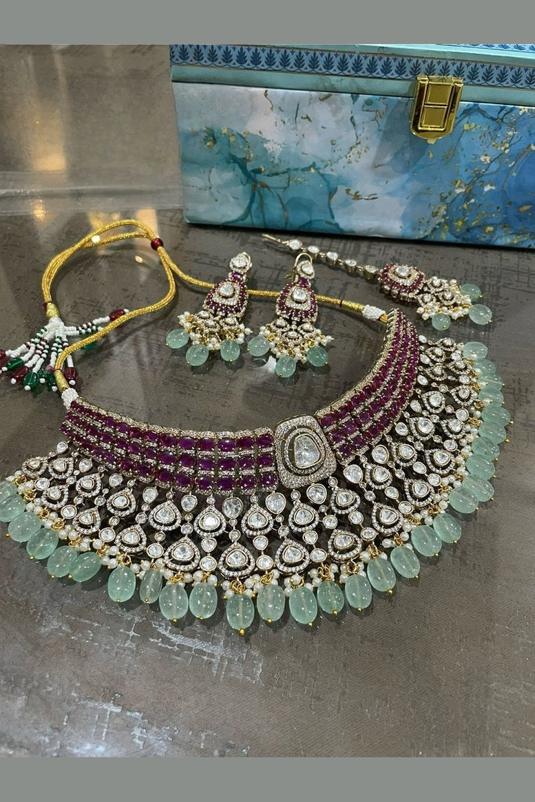 Reyna polki kundan set