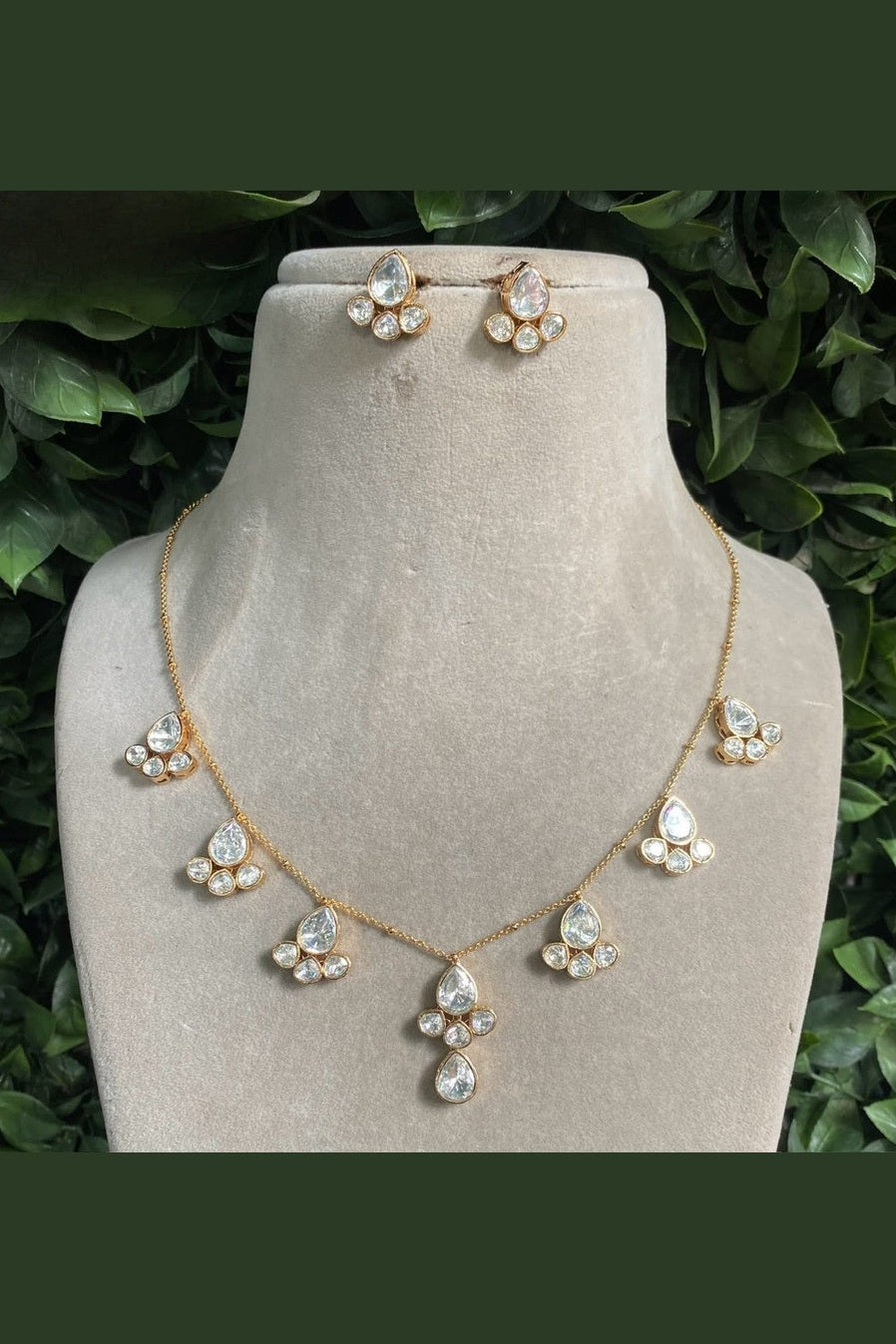 Jessica polki kundan sleek set