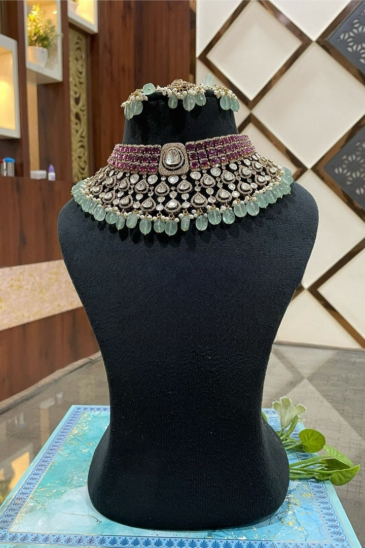 Reyna polki kundan set