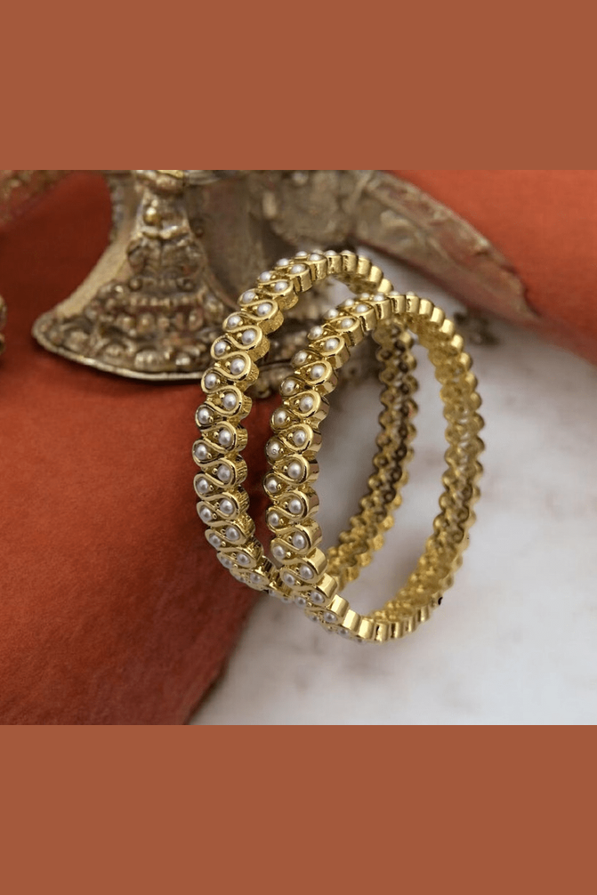 Spiral real pearl bangles