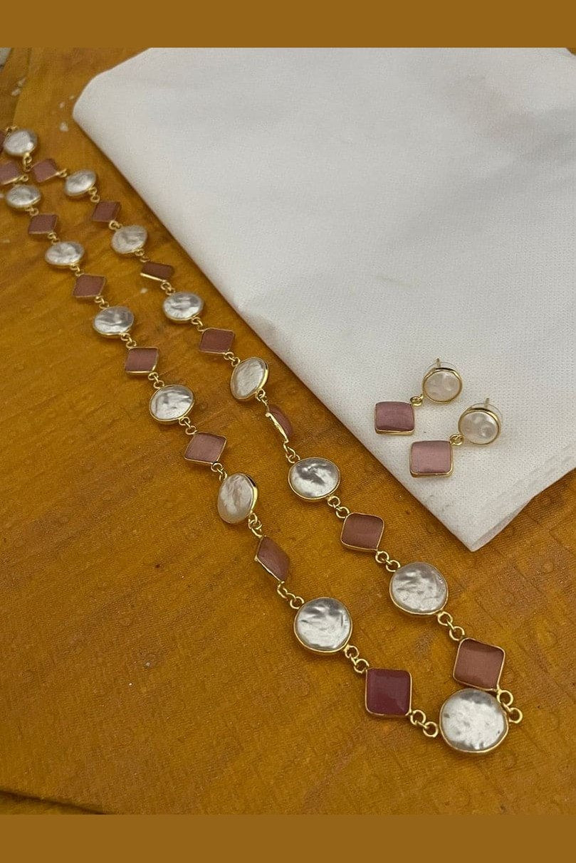 Yashodhra baroque pearl mala set