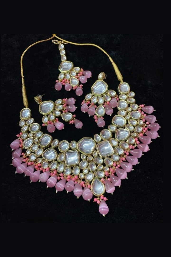 Ethnic Sushmita onyx stone set with kundan
