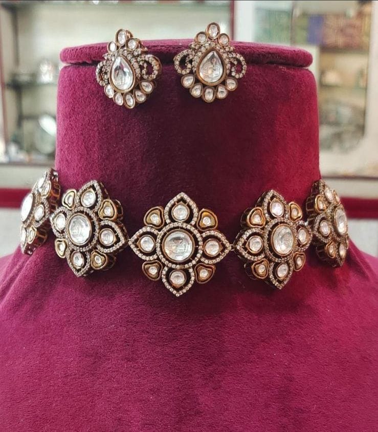 Dhanushri set