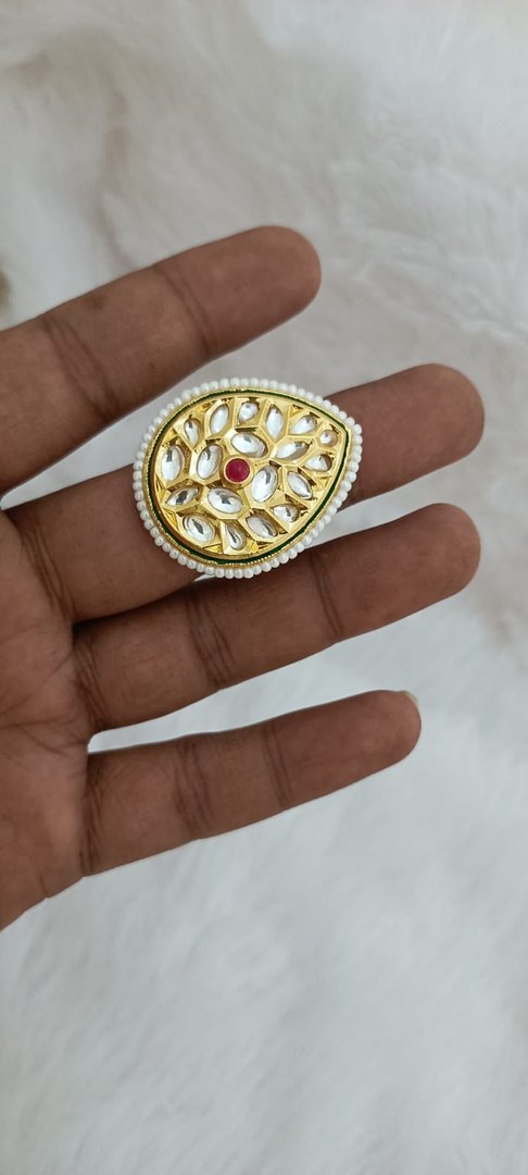 Kaya ring