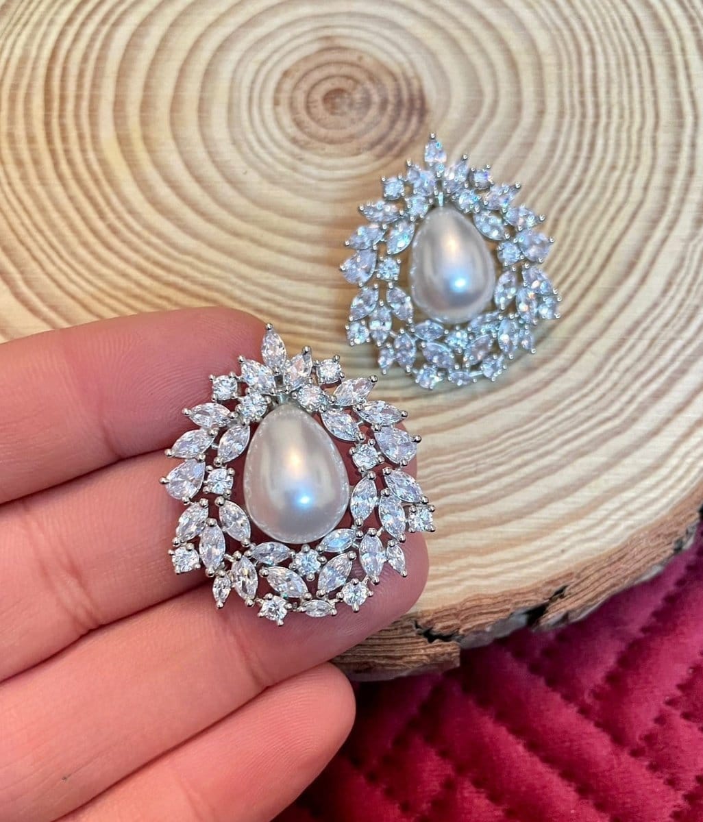 Diana Big studs - Aganya kreation