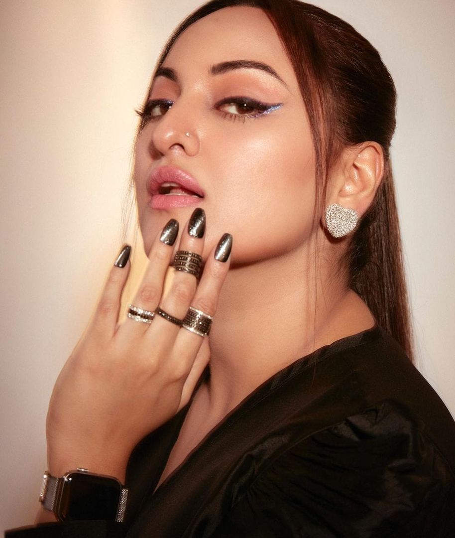 Sona Studs - Aganya kreation