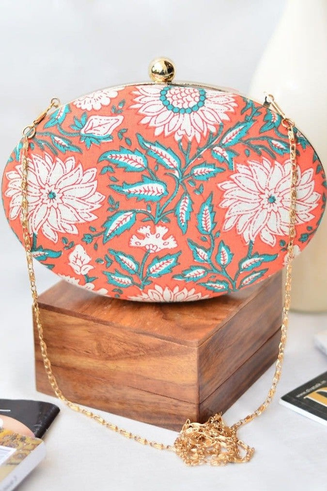 Vaani clutch - Aganya kreation