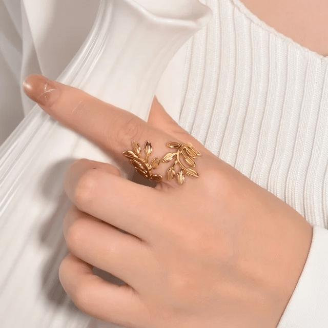 R-120 – 18k Gold Plated Stainless Steel Tarnish Free Waterproof Female Jewellery