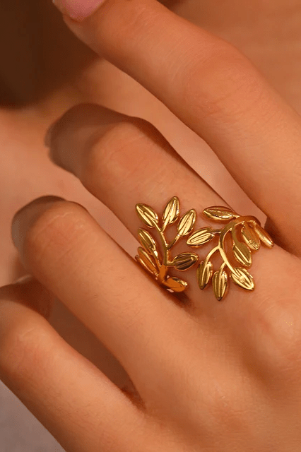 R-120 – 18k Gold Plated Stainless Steel Tarnish Free Waterproof Female Jewellery