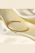 B-100 – 18k Gold Plated Stainless Steel Tarnish Free Waterproof Female bracelet