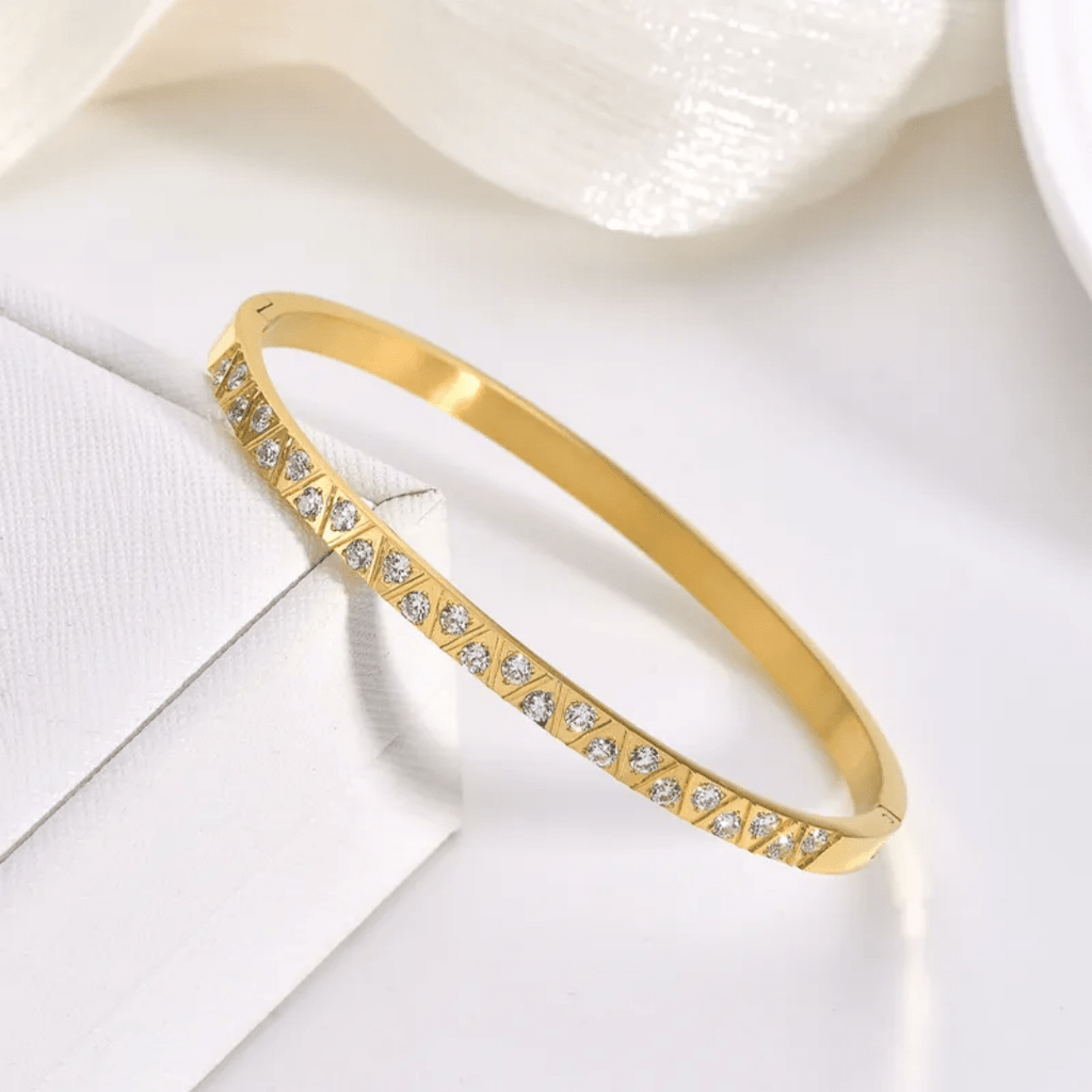 B-104 – 18k Gold Plated Stainless Steel Tarnish Free Waterproof Female Jewellery