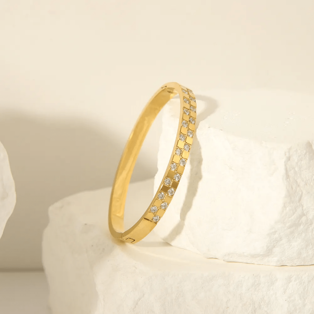 B-102 – 18k Gold Plated Stainless Steel Tarnish Free Waterproof Female Jewellery