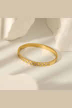 B-102 – 18k Gold Plated Stainless Steel Tarnish Free Waterproof Female Jewellery