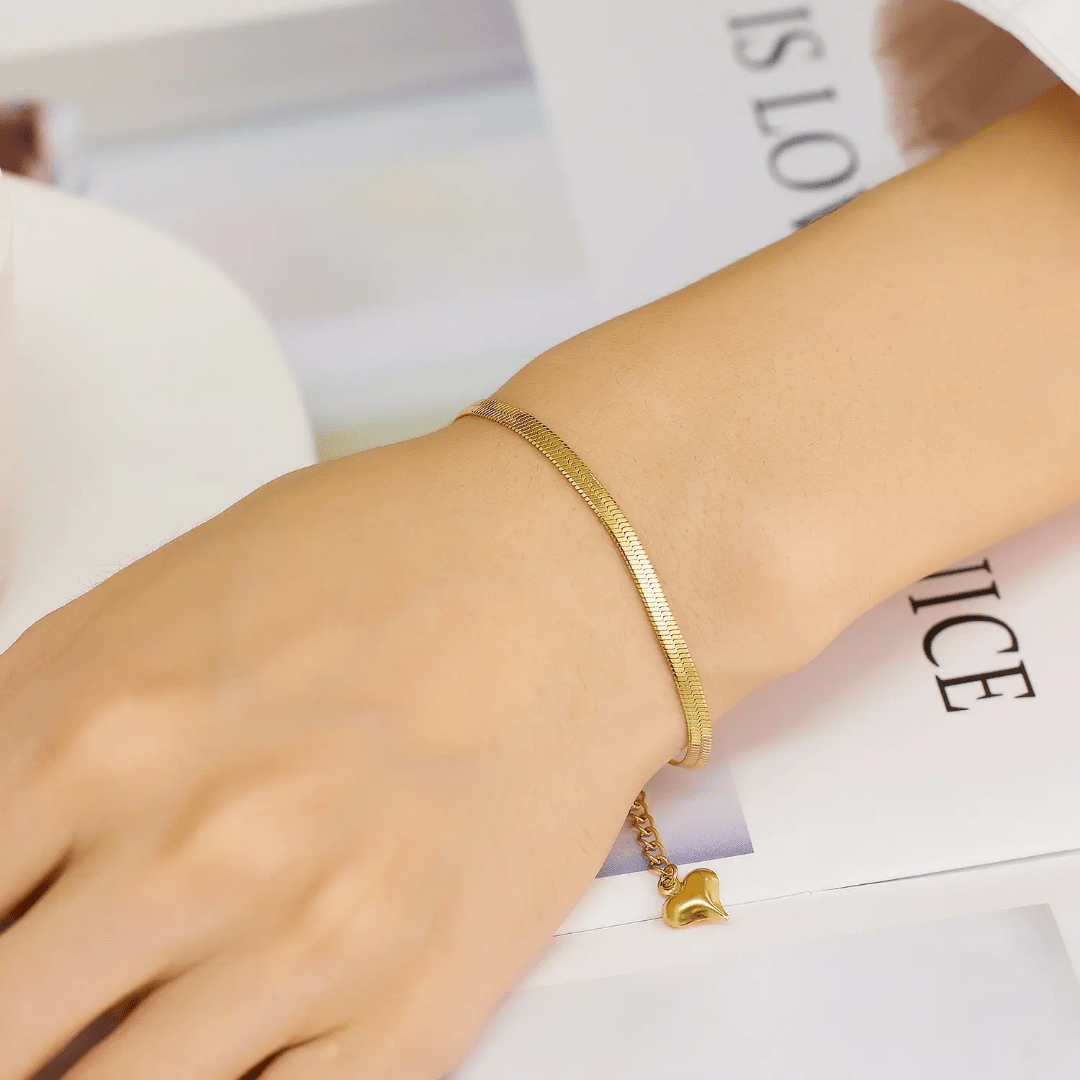 B-107-18k Gold Plated Stainless Steel Tarnish Free Waterproof Female Jewellery