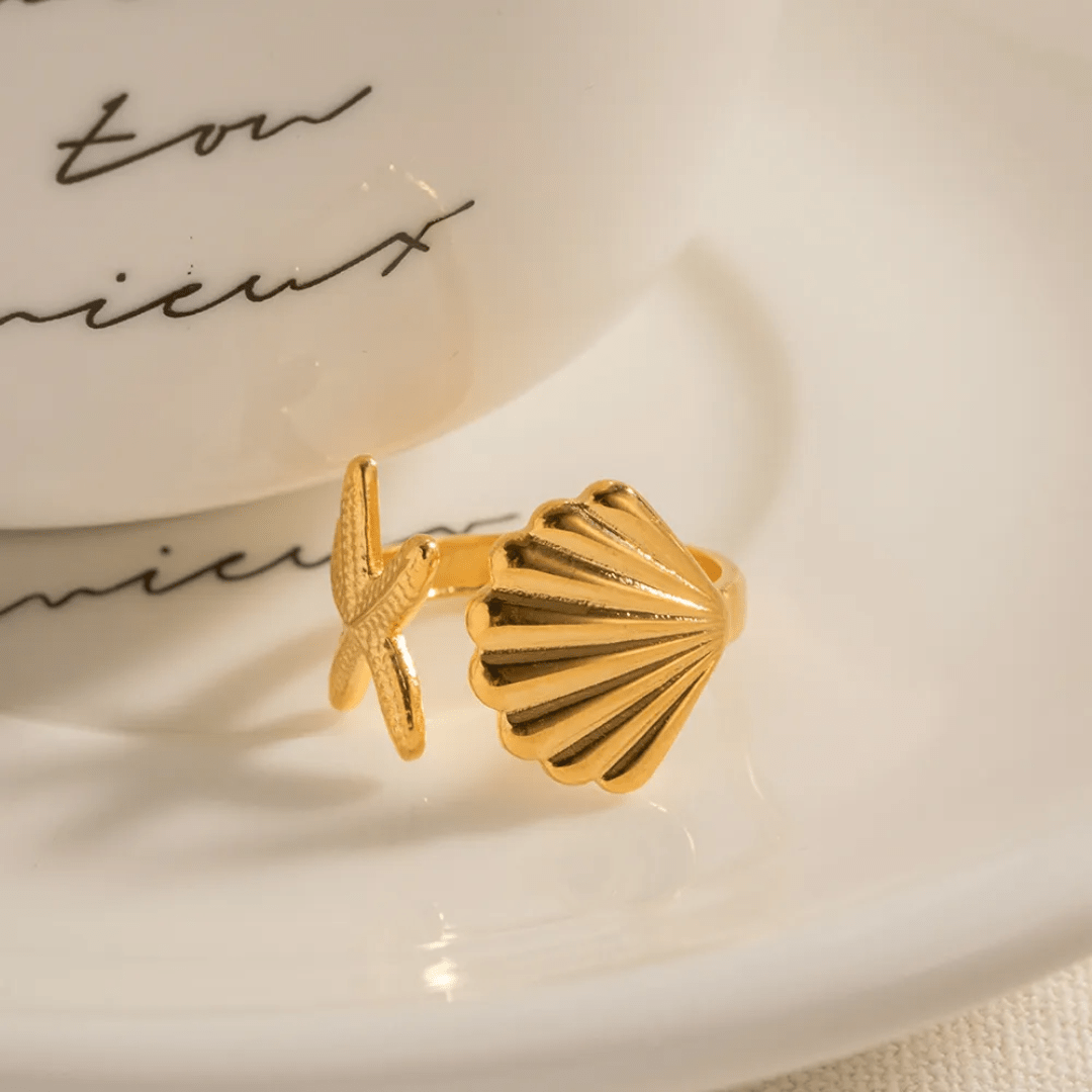 Shell 18k Gold Plated ring