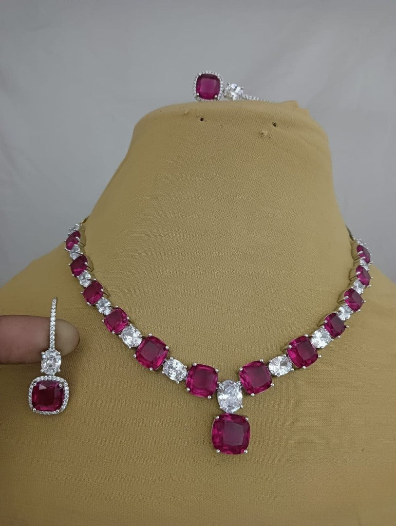 Shayla Necklace