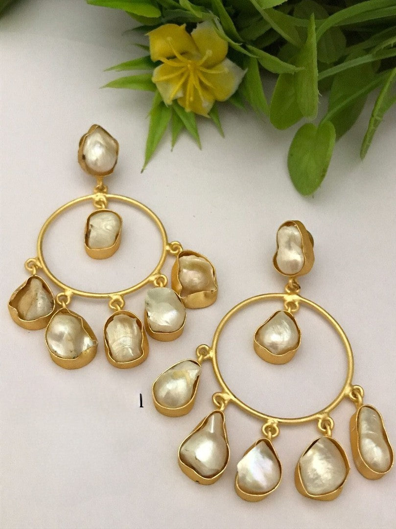 Mudra real pearl Hoops