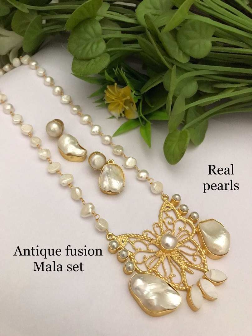 Erica real pearl set