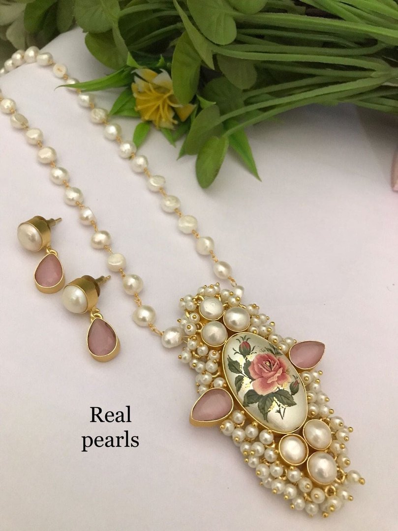 Drishyani real pearl set