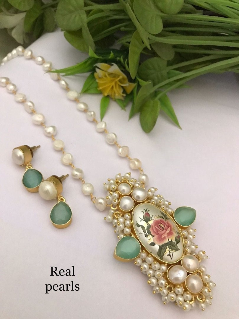 Drishyani real pearl set