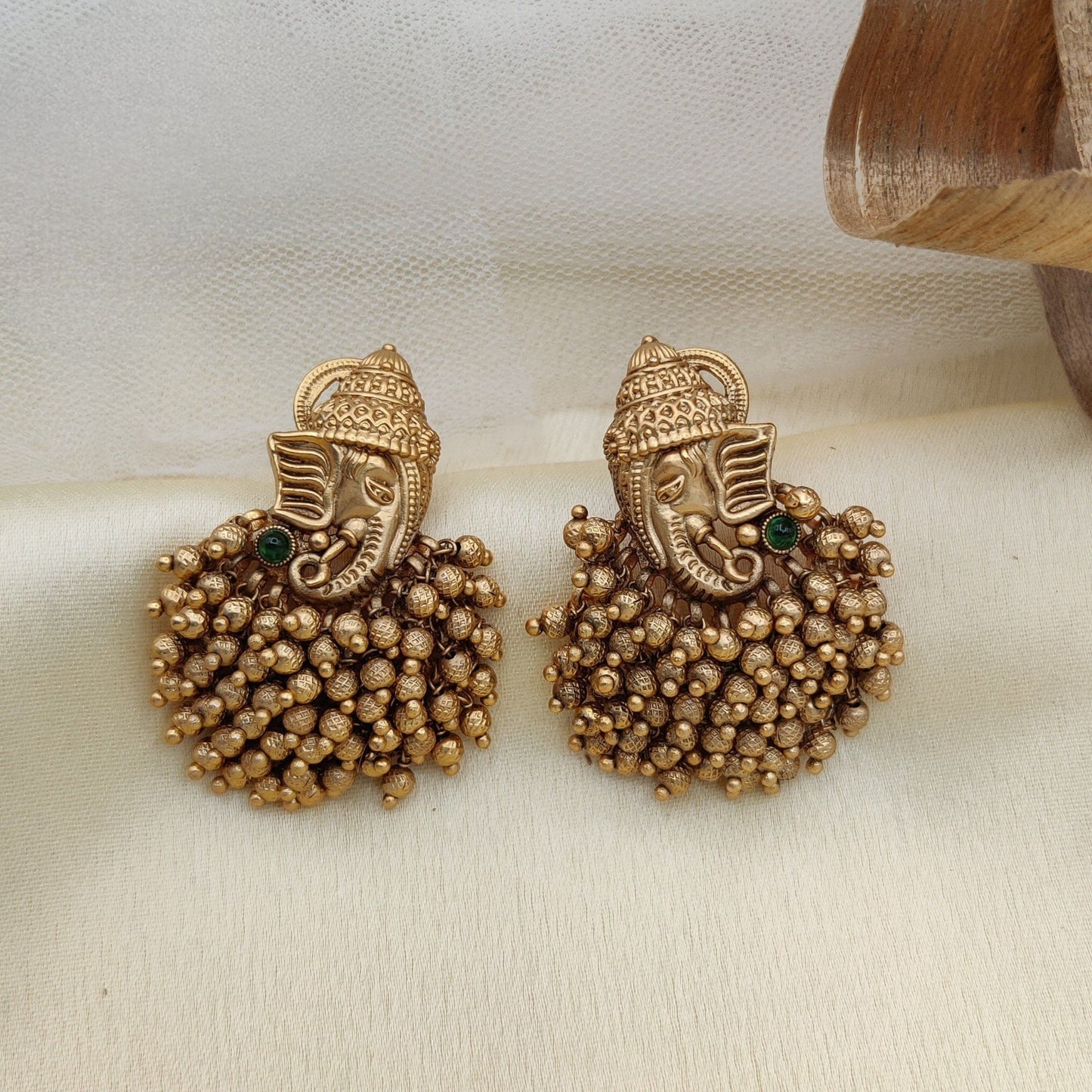 Karpur earrings