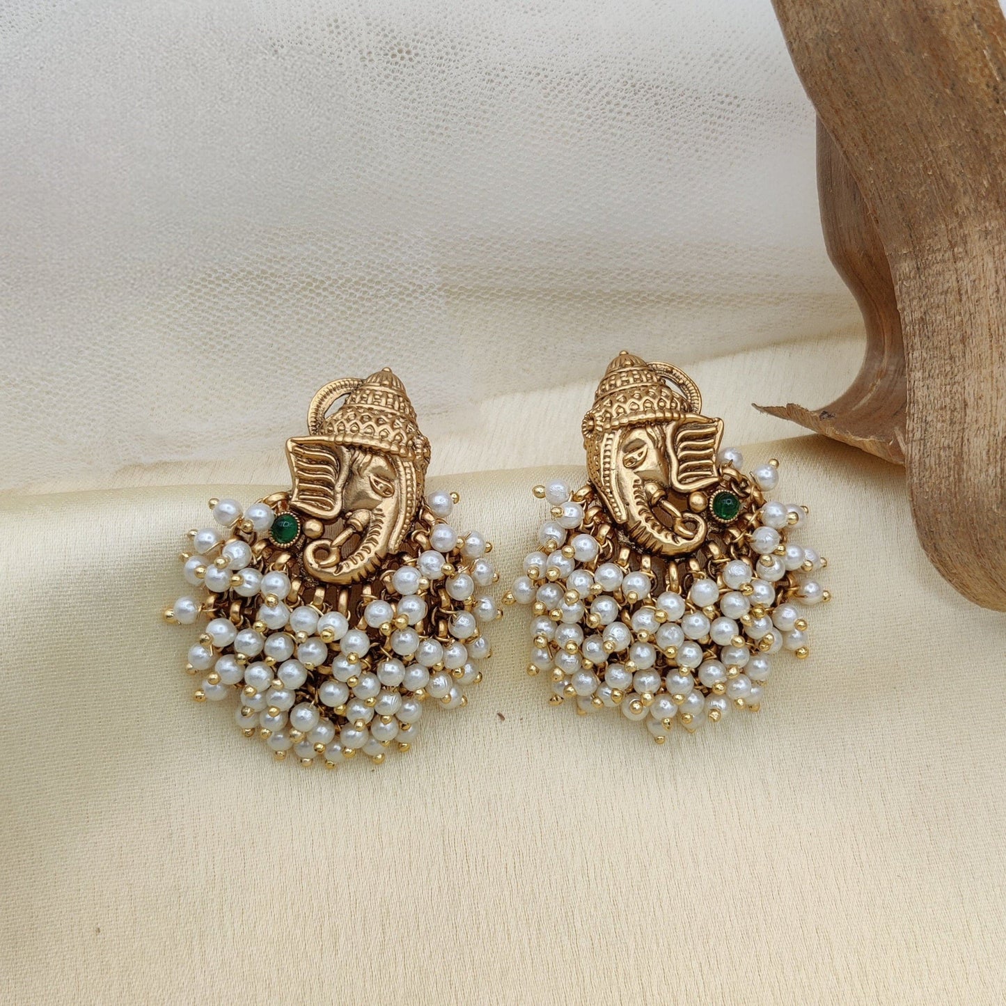 Karpur earrings