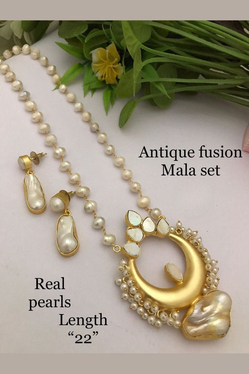 Ahalya real pearl set