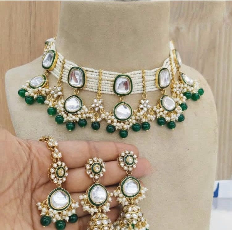 Dakshaja kundan set