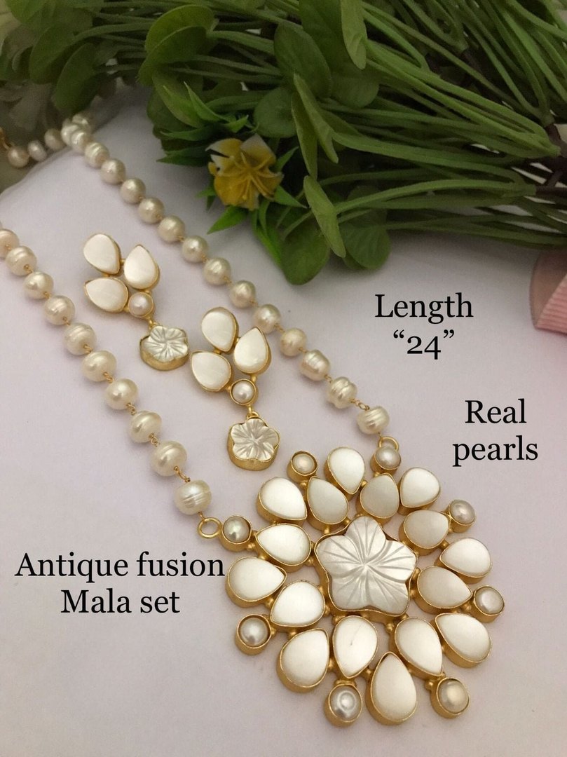Chandni Real Pearl Set