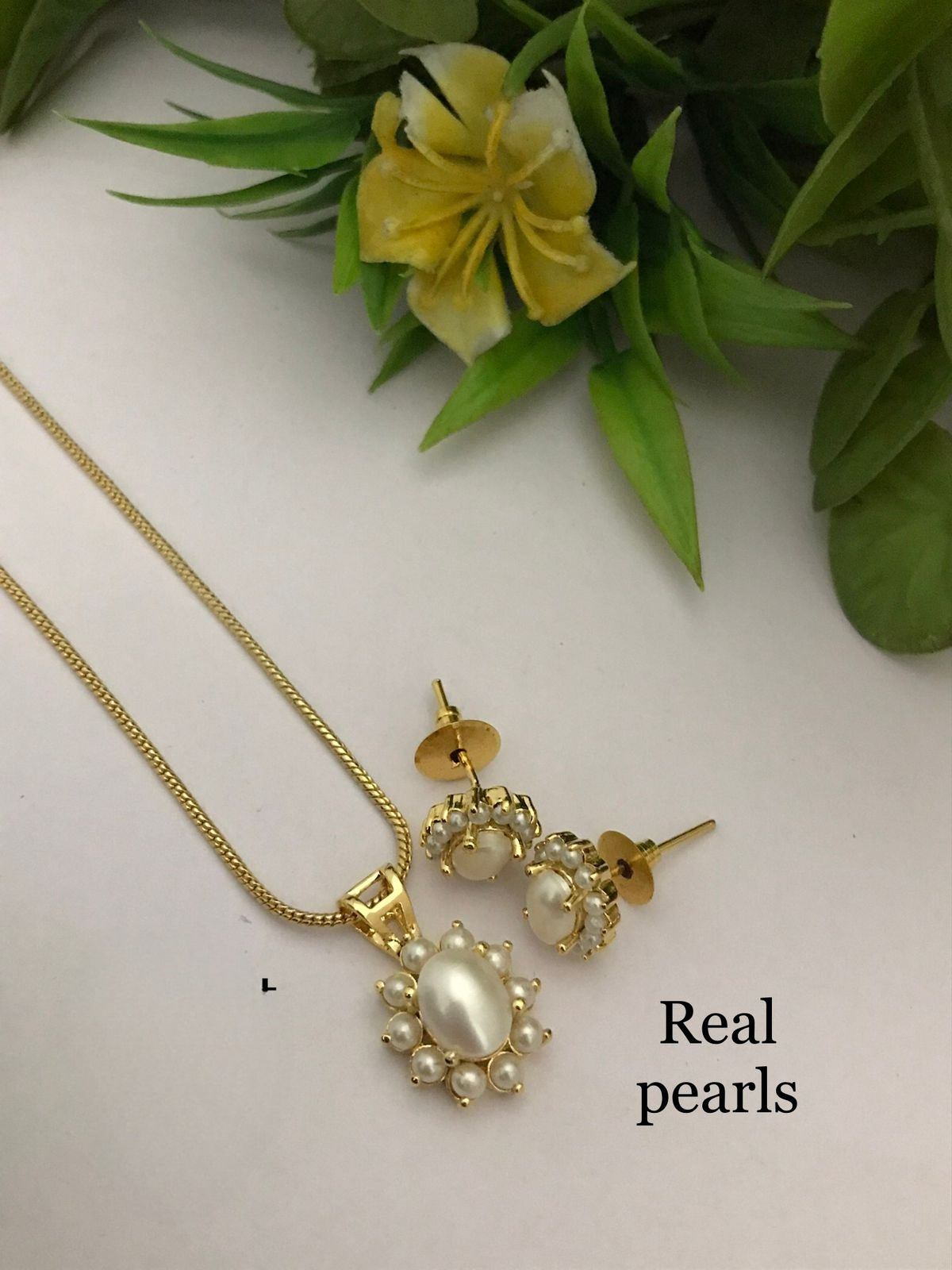 Real pearl Sanskruti sleek pendant set