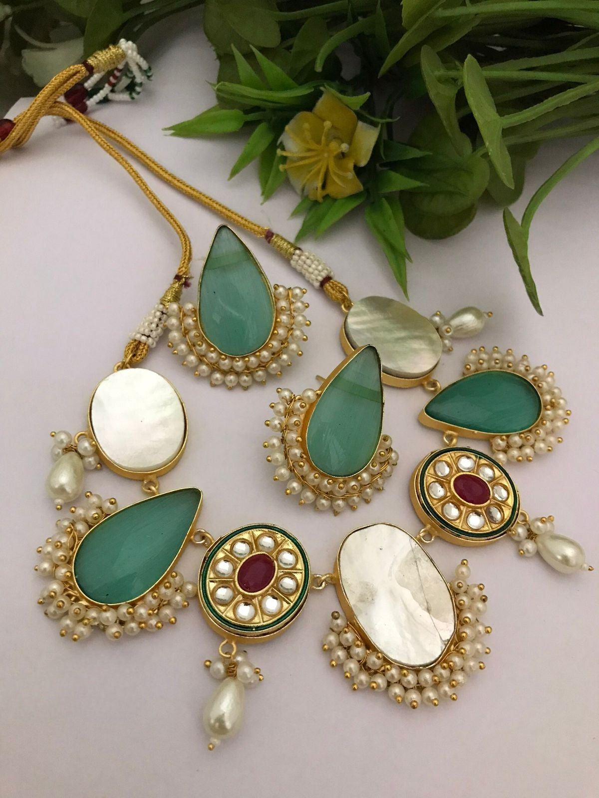 Real mother pearl kalindi set