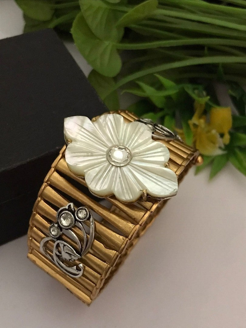 Kritaya bracelet