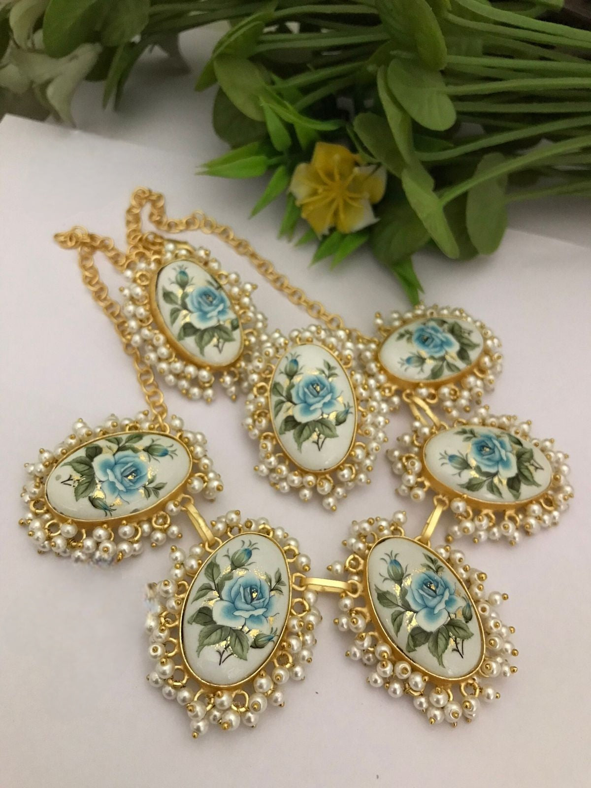 Anish real pearl set